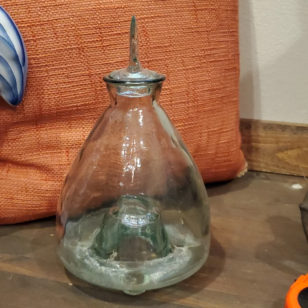 HEAVY Bee ?? Feeder / WASP TRAP?  FLY TRAP? . With removable top - Picture 2 of 4